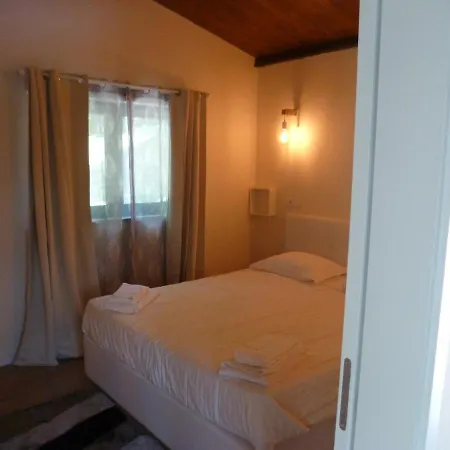 Casas Guimbras 别墅 *