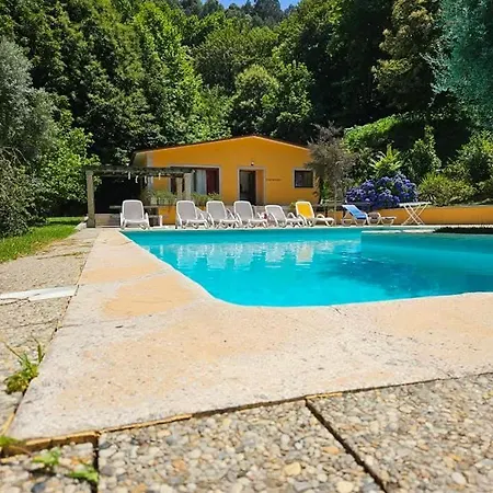 Casas Guimbras * Gerês